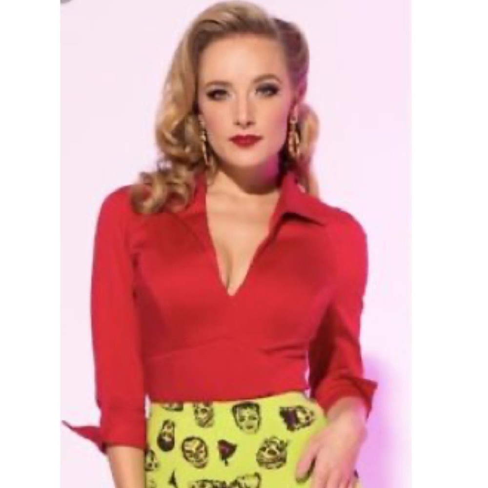 Pinup couture Lauren top in red